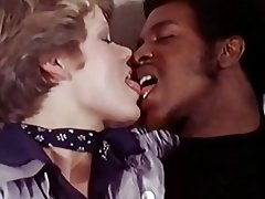 Нўшокї шампан-барои-дипломи барномаи